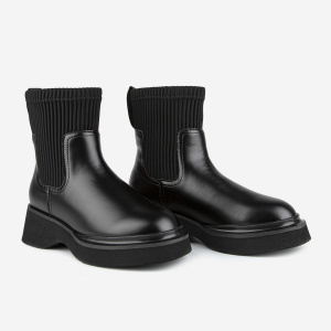 Ботинки для девочки