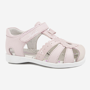 Сандалии для девочки